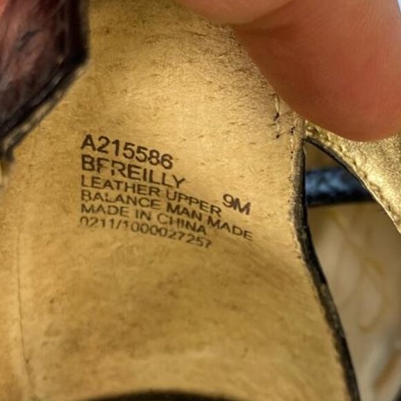 B Makowsky black patent leather BFREILLY wooden wedge sandal, S 9 - Picture 6 of 6